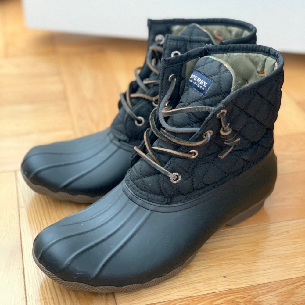 Sperry Saltwater quilted duck rainboots
